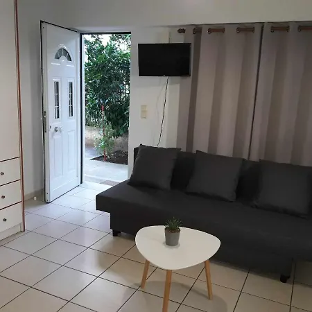 Daire Simple, Calm And Center 2