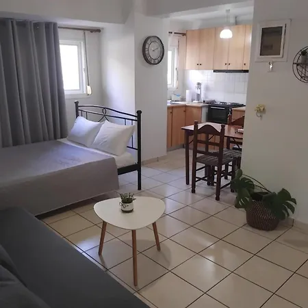 Apartman Simple, Calm And Center 2 *
